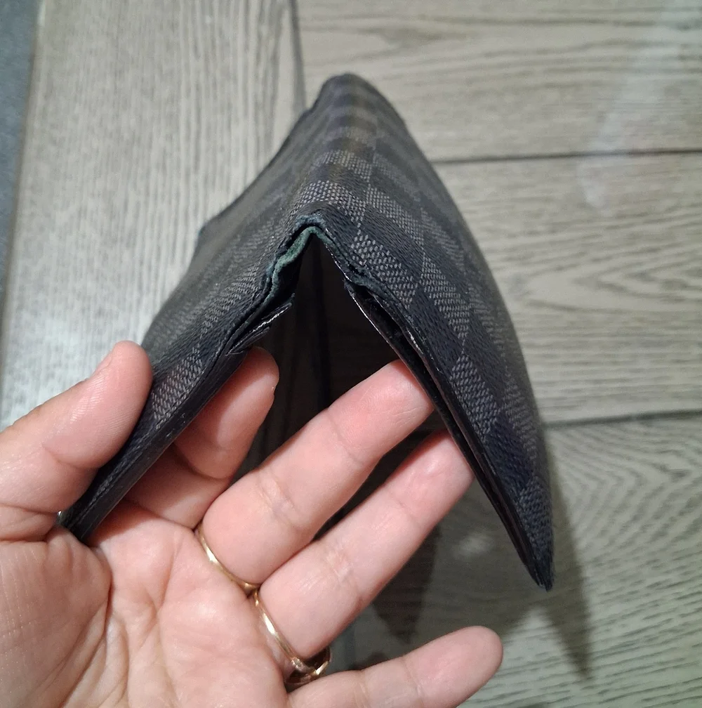 Louis Vuitton Damier Graphite Long Wallet in Black/Gray